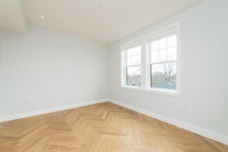 19 Forest St in Cambridge, MA - Building Photo - Building Photo