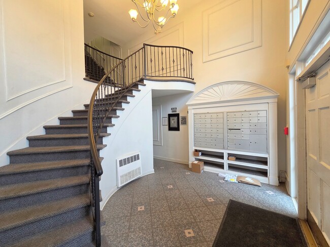 5001 Carriage Way Dr in Rolling Meadows, IL - Building Photo - Building Photo