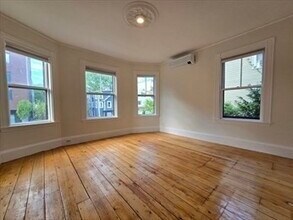 98 Boylston St in Brookline, MA - Building Photo - Building Photo