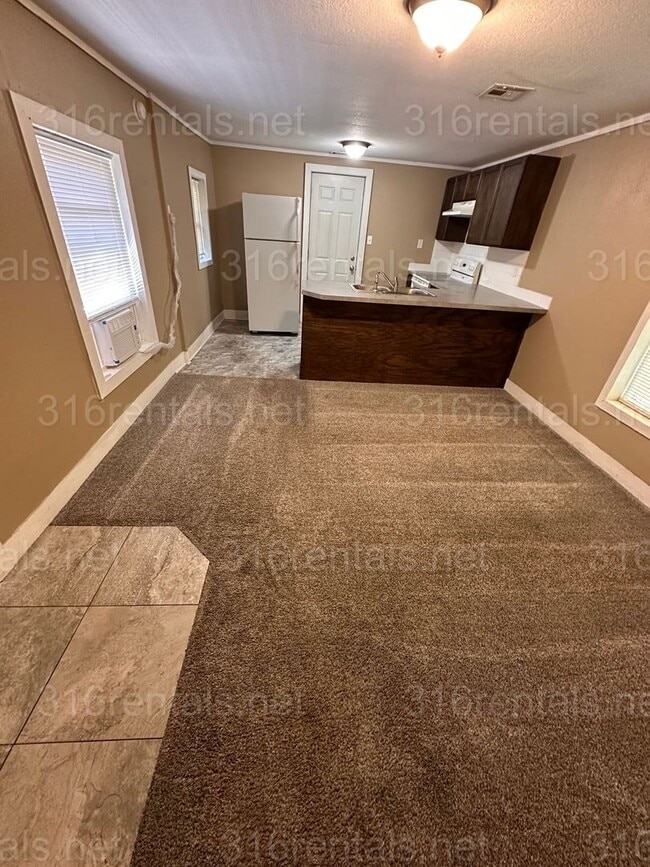 740 Hendryx in Wichita, KS - Building Photo - Building Photo