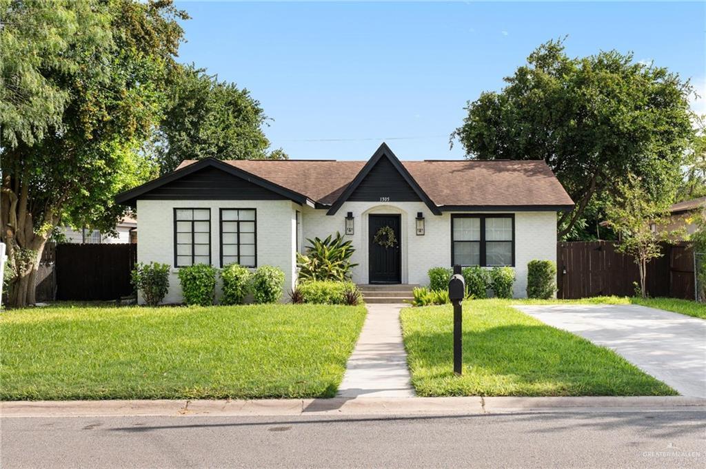 1305 Quince Ave in McAllen, TX - Building Photo