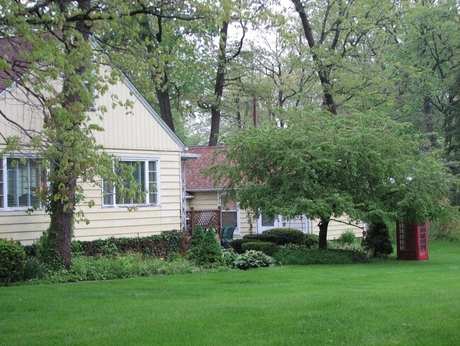 property at 1405 Oriole Rd