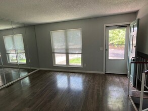 16570 E Dickenson Pl in Aurora, CO - Building Photo - Building Photo