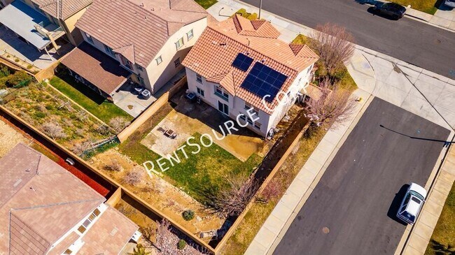 37515 Limelight Way in Palmdale, CA - Building Photo - Building Photo