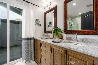 401 Onda in Newport Beach, CA - Building Photo - Building Photo