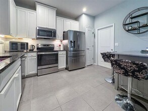 10703 Verawood Dr in Riverview, FL - Building Photo - Building Photo