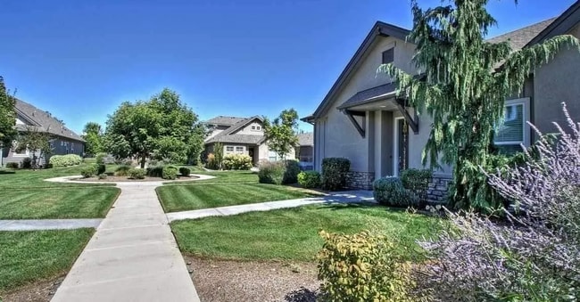 2678 E Ragusa Ln in Meridian, ID - Building Photo - Building Photo