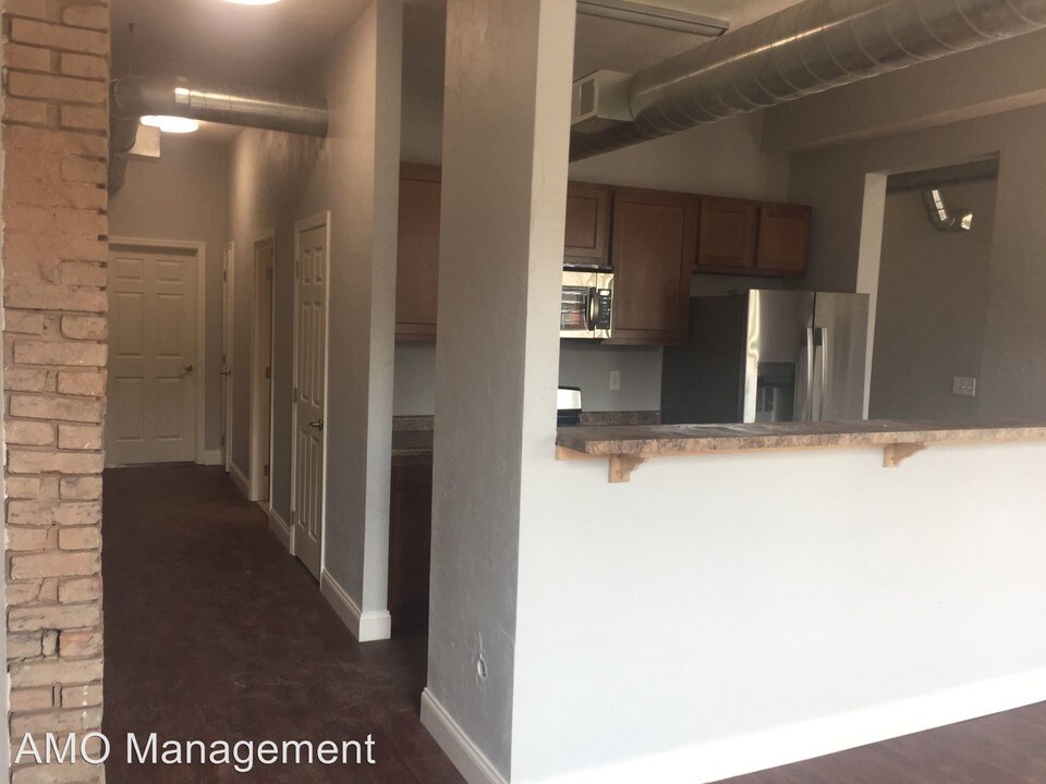 1021 E Carson St in Pittsburgh, PA - Building Photo