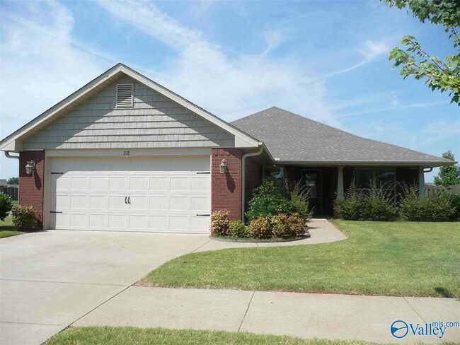 property at 718 River Landing Blvd SW