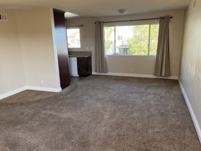 33951 Mariana Dr in Dana Point, CA - Building Photo - Building Photo