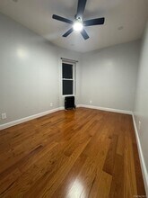 168-11 88th Ave in Queens, NY - Building Photo - Building Photo