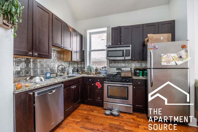 1822 S Throop St, Unit 2F in Chicago, IL - Building Photo - Building Photo