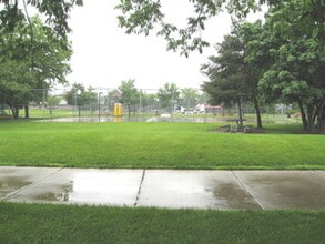 838 Jonathon Ct, Unit 308 in Prospect Heights, IL - Building Photo - Building Photo