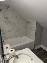 506 E 25th St in Erie, PA - Building Photo - Building Photo