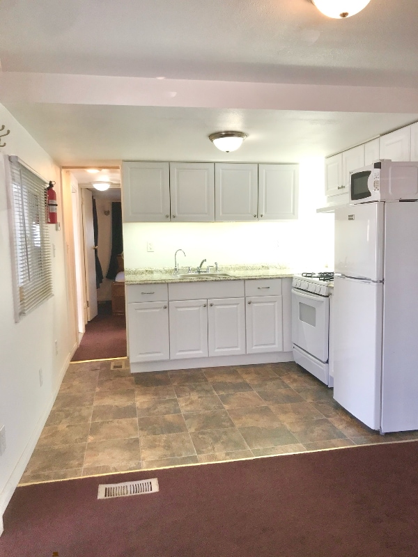 property at 15012 Lemoli Ave