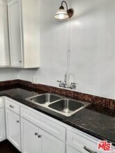 1875 Ocean Ave in Ventura, CA - Building Photo - Building Photo