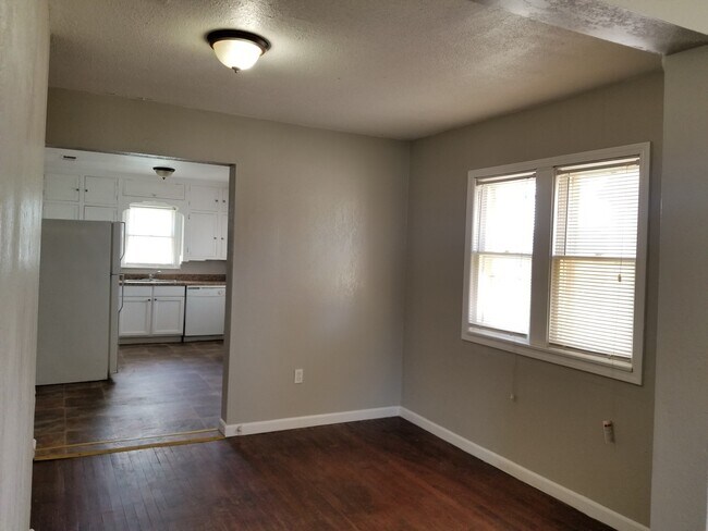 2421 22nd St in Lubbock, TX - Building Photo - Building Photo