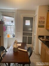 232 Hanover St, Unit 3 in Boston, MA - Building Photo - Building Photo