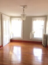 977 Whalley Ave, Unit 2 FL in New Haven, CT - Building Photo - Building Photo