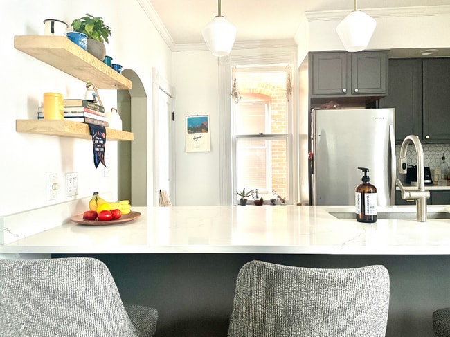 property at 962 Mt Pleasant Ave