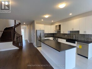 213 Invention Blvd in Ottawa, ON - Building Photo - Building Photo