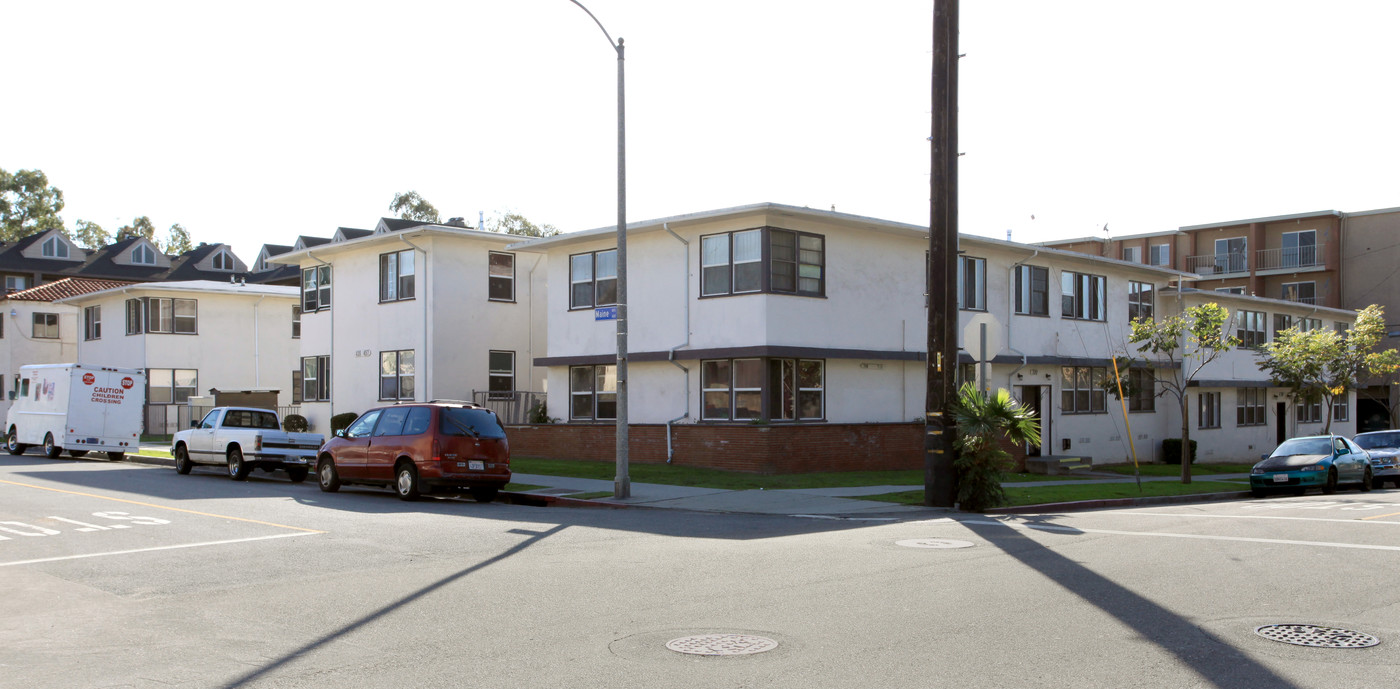 Donnee Apartments in Long Beach, CA - Building Photo