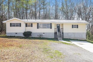 6570 Elsie St in Douglasville, GA - Building Photo