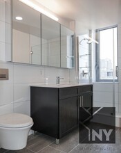 92 Leonard St, Unit 1601 in New York, NY - Building Photo - Building Photo