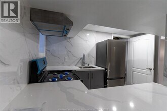 765 Dougall Ave in Windsor, ON - Building Photo - Building Photo