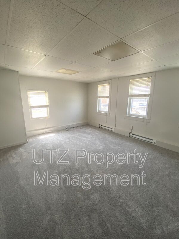 298 E Main St in Westminster, MD - Building Photo - Building Photo