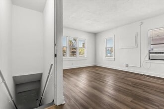 604 Braddock Ave in Daytona Beach, FL - Building Photo - Building Photo