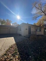 1112 E Memorial Dr in Janesville, WI - Building Photo