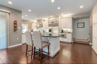 2304 Wood Cliff Ct, Unit EntireHouse in Arlington, TX - Building Photo - Building Photo