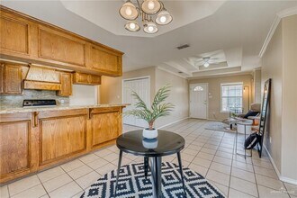 12 W Sarah Evans St in Edinburg, TX - Building Photo - Building Photo