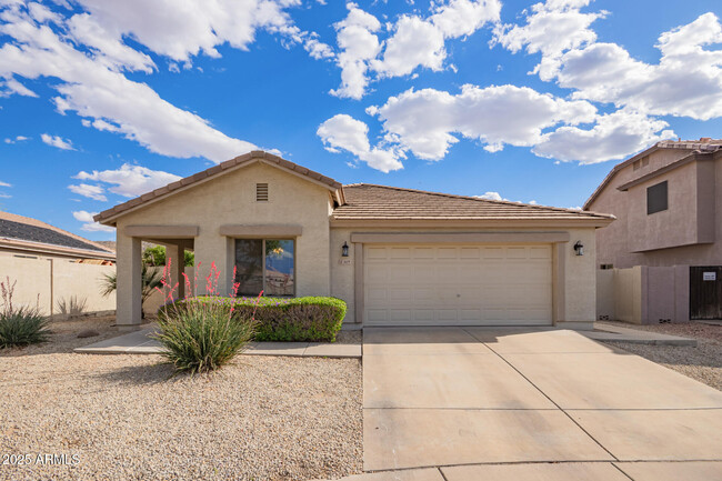 property at 1609 E Beautiful Ln
