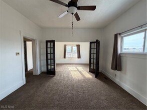 317 12th St NE in Canton, OH - Building Photo - Building Photo