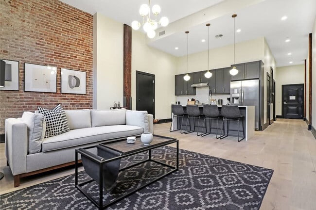 1148 S Peters St in New Orleans, LA - Building Photo - Building Photo