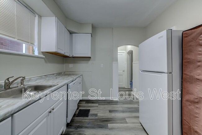 property at 3953 Tholozan Ave