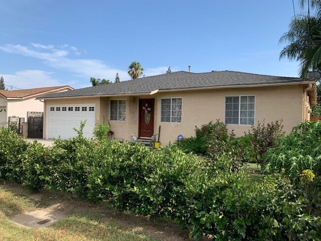 property at 1320 3 Ranch Rd