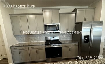 4390 Bronze Blvd in Sherrills Ford, NC - Building Photo - Building Photo