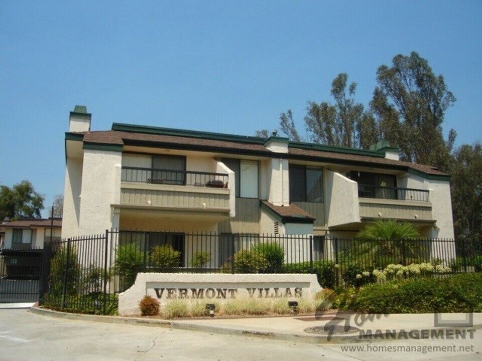 450 W Vermont Ave in Escondido, CA - Building Photo