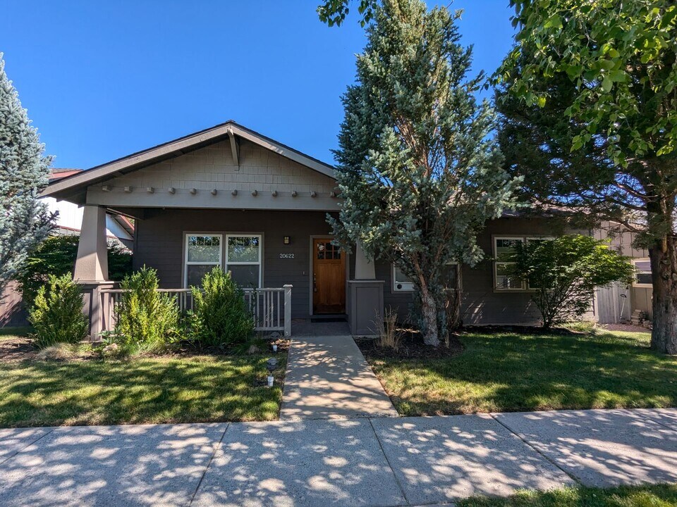 20622 Wild Goose Ln in Bend, OR - Building Photo