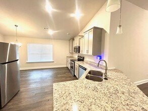 14254 Wildflower Dr in Harvest, AL - Building Photo - Building Photo