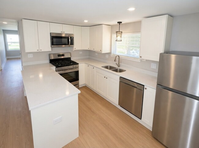 property at 1504 Grove Ave