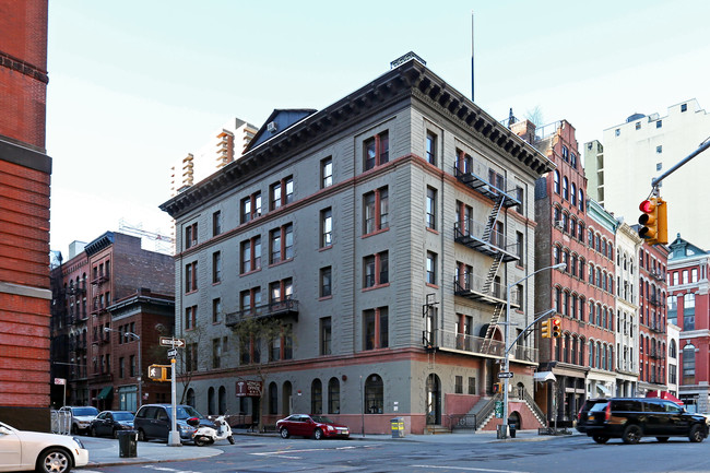 1 Jay St in New York, NY - Building Photo - Building Photo