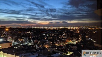 770 Anderson Ave in Cliffside Park, NJ - Building Photo