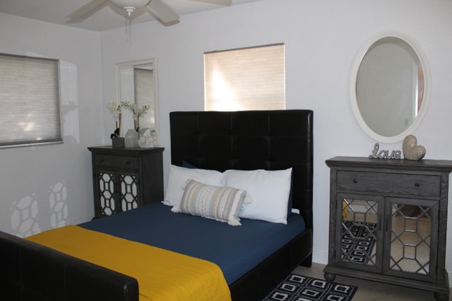 property at 5551 SW 36th St