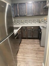 603 SE 148th Ave in Portland, OR - Foto de edificio - Building Photo