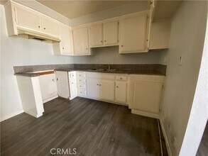 15824 Harvard Blvd-Unit -2 in Gardena, CA - Building Photo - Building Photo