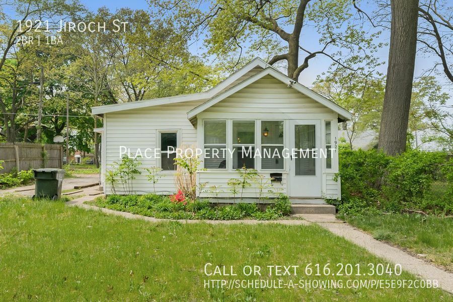1921 Jiroch St in Muskegon, MI - Building Photo